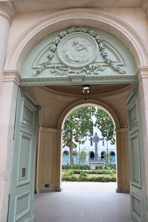 Grand Hotel-Dieu の入口外観